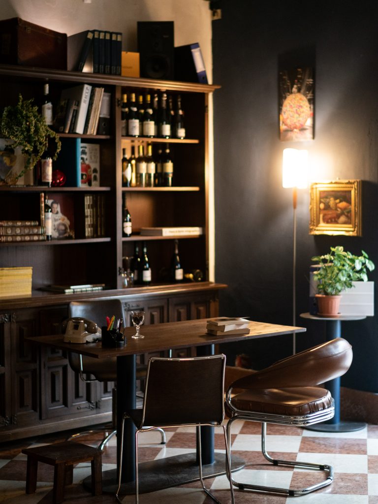 La Segretaria Cafe Verona - fotografia interni Vesta Interiors